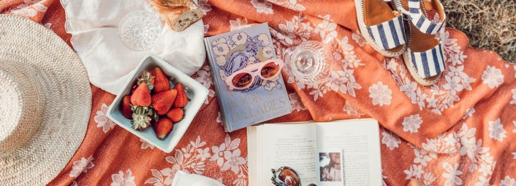 Texas Lifestyle & Travel Magazine Names Let's Eat Snails!, "TOP NINE GREAT SUMMER READS FOR THE KIDS!"